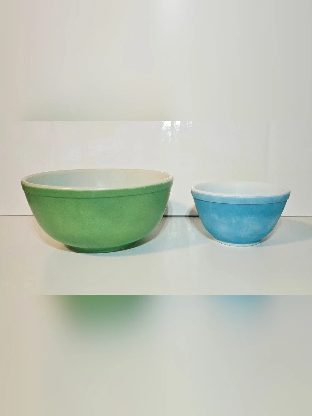 Pyrex Primary Color Green & Blue Mixing Bowls Set Of 2 Vintage Kitchenware